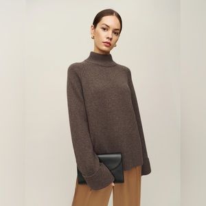 Reformation NWT Garrett Cashmere Oversized Turtleneck Sweater- Sixe XS